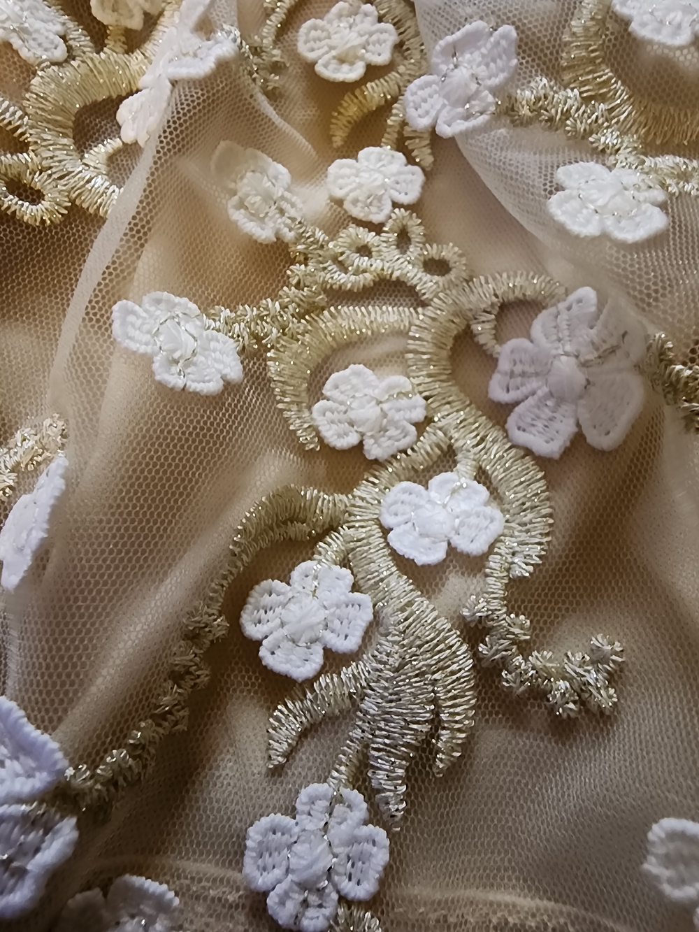 Sheer Floral Lace Bralette in Nude - Picture 3 of 4
